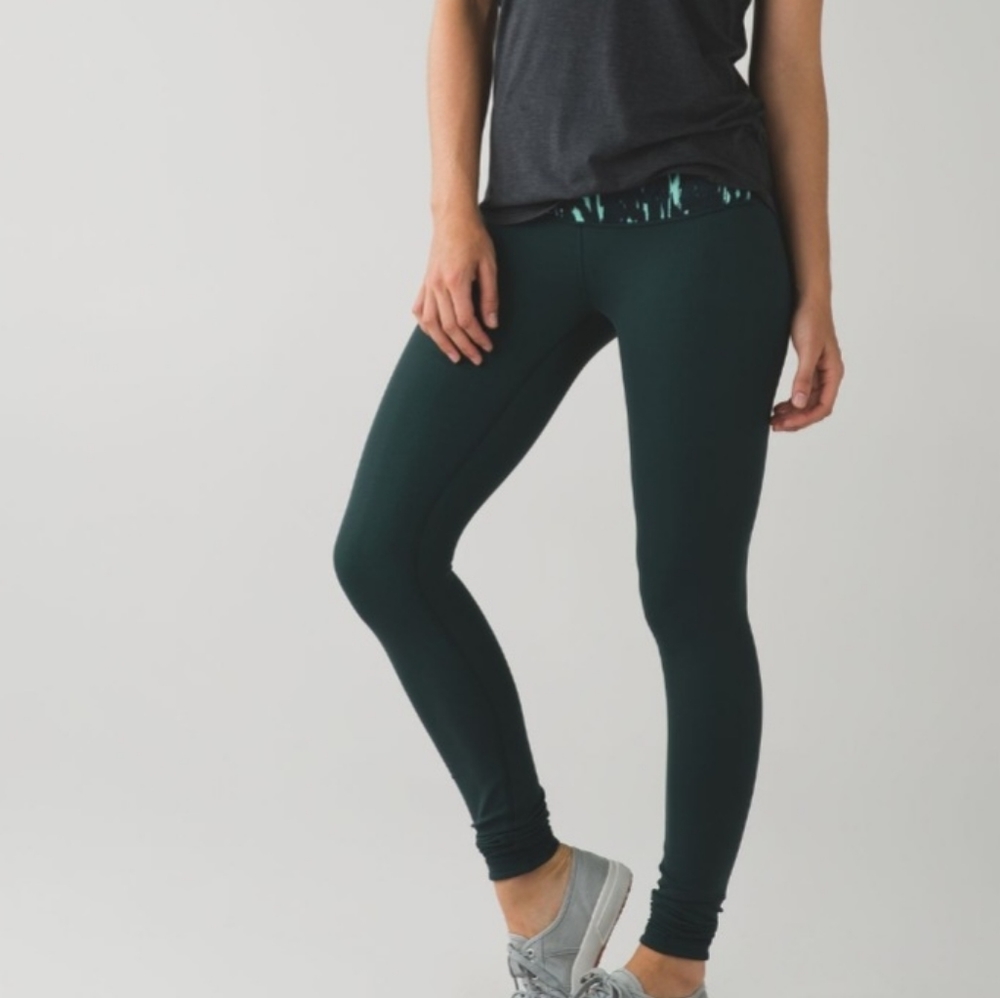 Lululemon Wunder Under Reversible Leggings Size 4